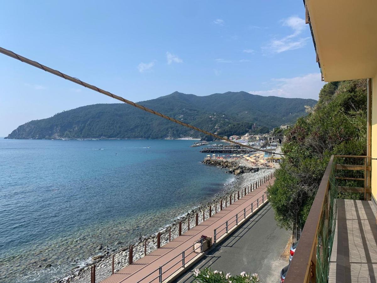 M'Illumino D'Immenso - Moneglia Apartments Экстерьер фото