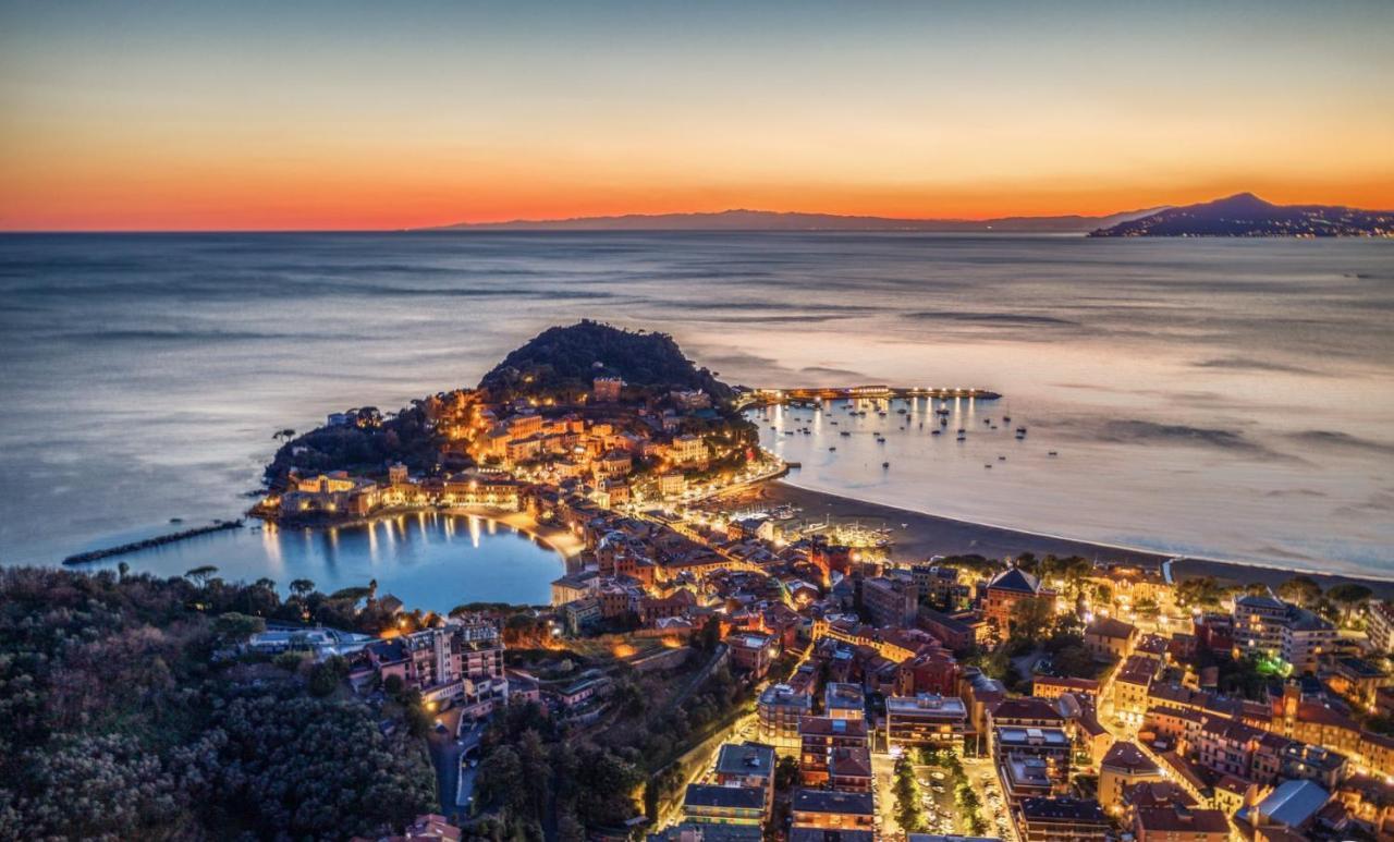 M'Illumino D'Immenso - Moneglia Apartments Экстерьер фото