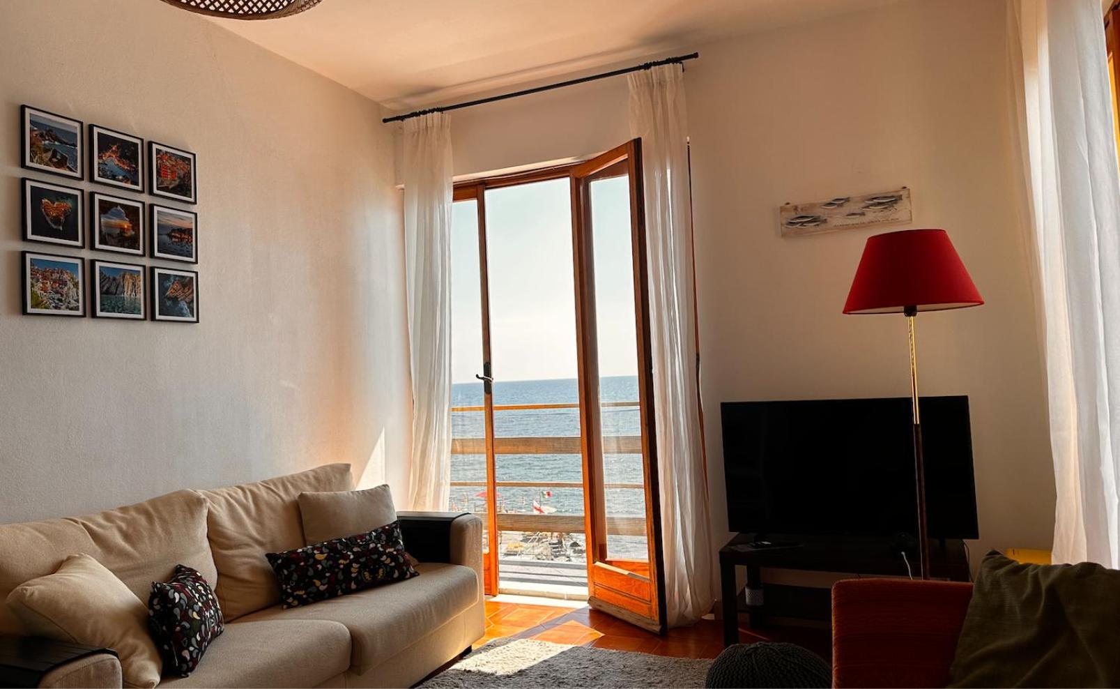 M'Illumino D'Immenso - Moneglia Apartments Экстерьер фото